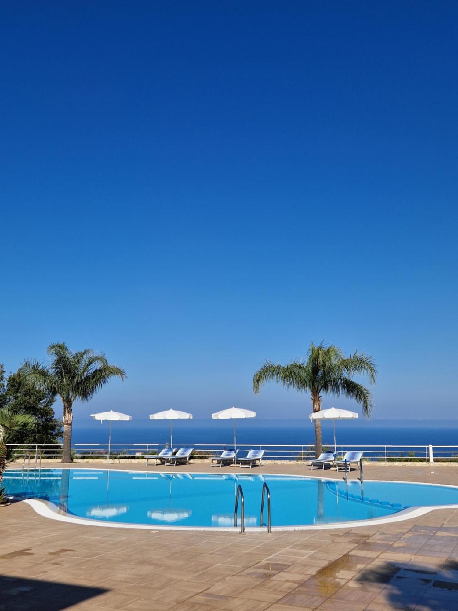Santa Monica Residence Hotel Рикади Экстерьер фото